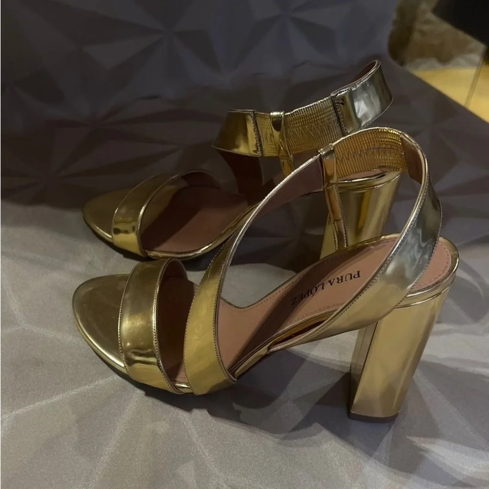 Pura Lopez Gold mirror Strappy Heels NYE block heel NWT size EU39 made in Spain